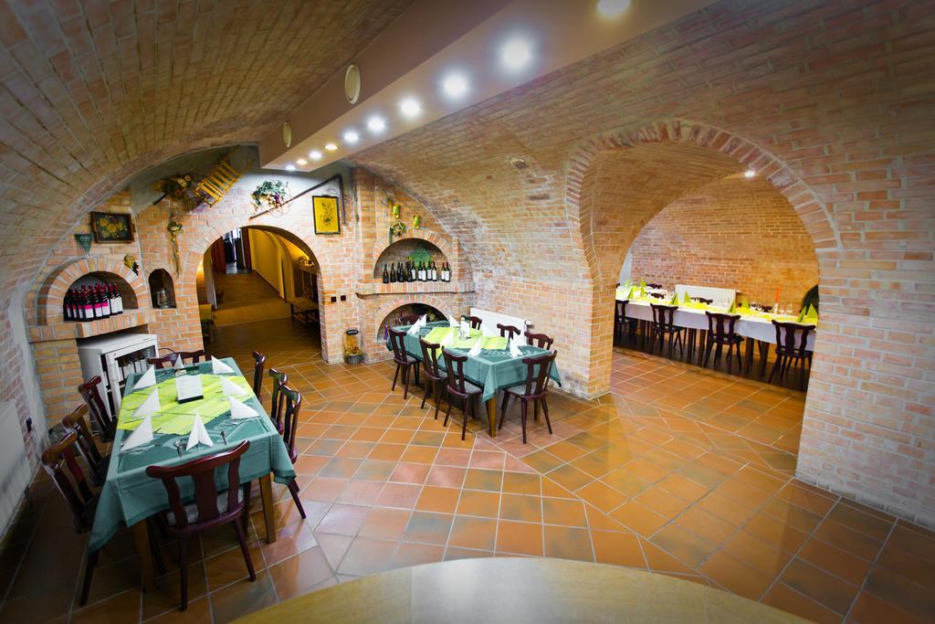 Penzion U Kraliku Kurdejov Exterior photo
